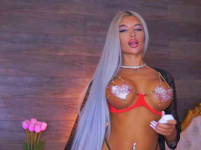 JuicyJessye webcam
