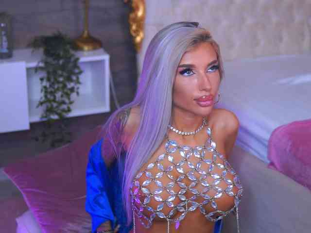 JuicyJessye webcam