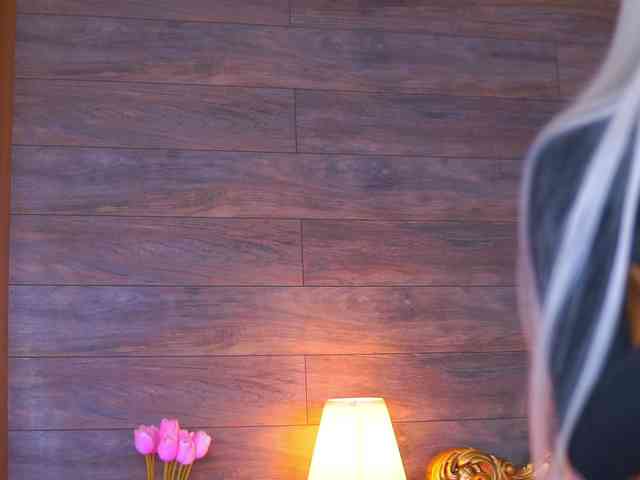 JuicyJessye Sex Cam Show