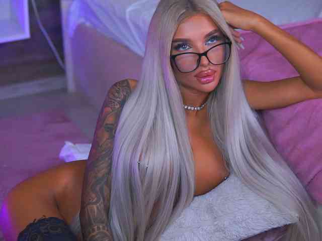 JuicyJessye JuicyJessye