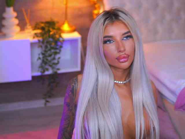 JuicyJessye Sex Cam Show