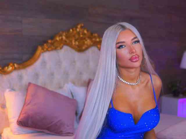JuicyJessye webcam