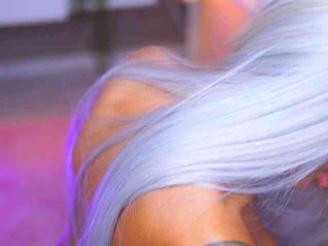 JuicyJessye JuicyJessye