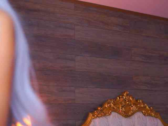 JuicyJessye webcam
