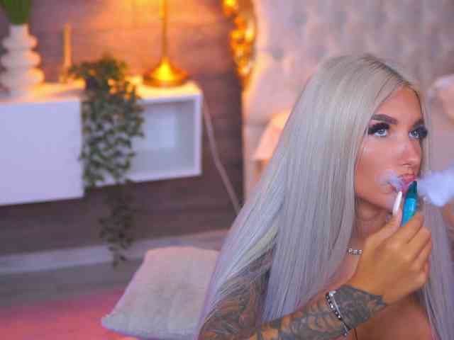 JuicyJessye JuicyJessye