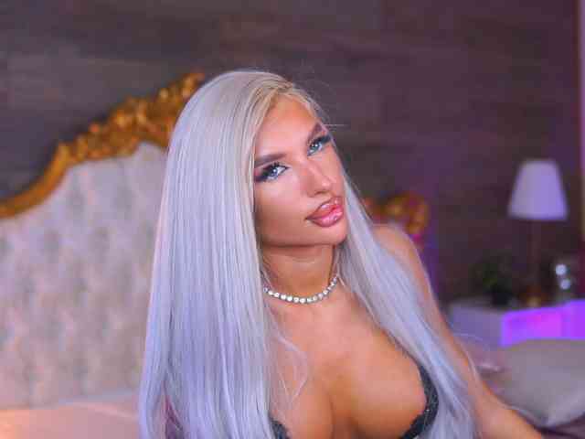 JuicyJessye webcam