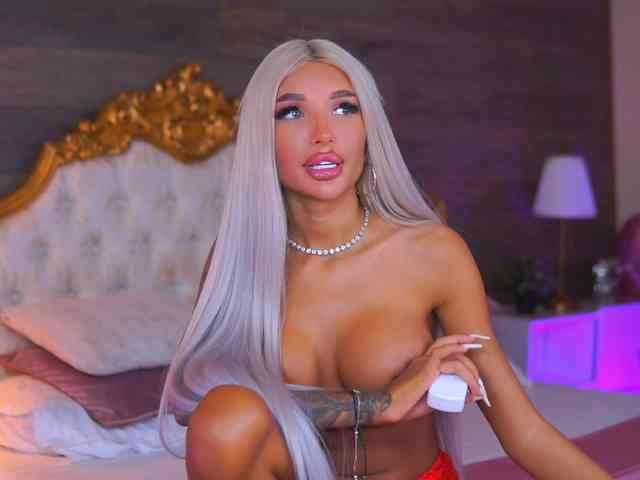 JuicyJessye webcam