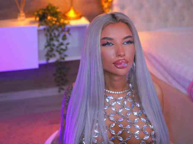 JuicyJessye webcam