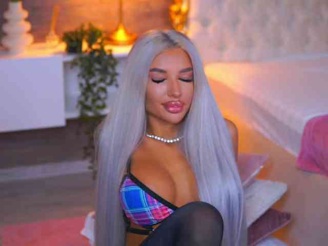 JuicyJessye webcam