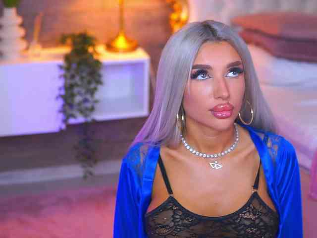JuicyJessye webcam