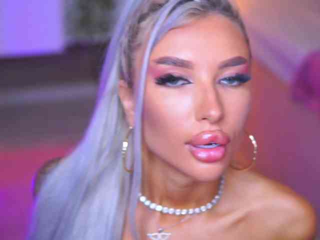 JuicyJessye JuicyJessye