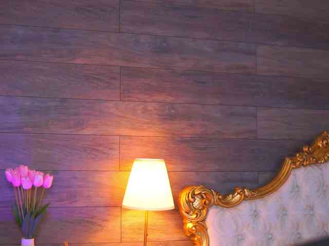 JuicyJessye webcam