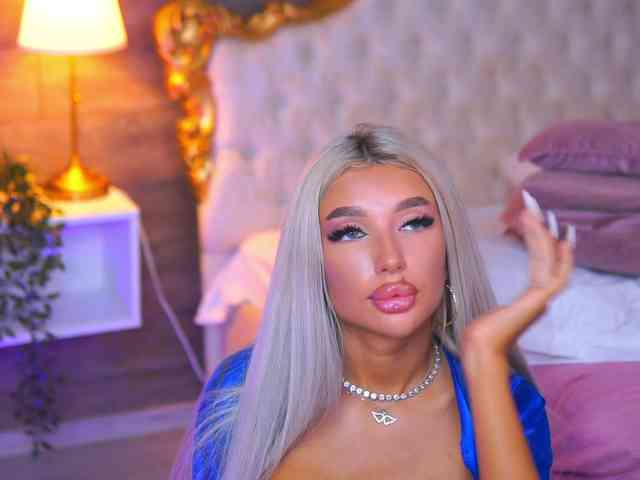 JuicyJessye - Girl 