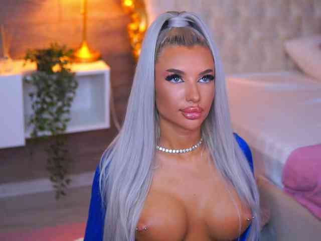 JuicyJessye JuicyJessye