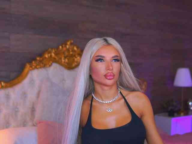 JuicyJessye webcam