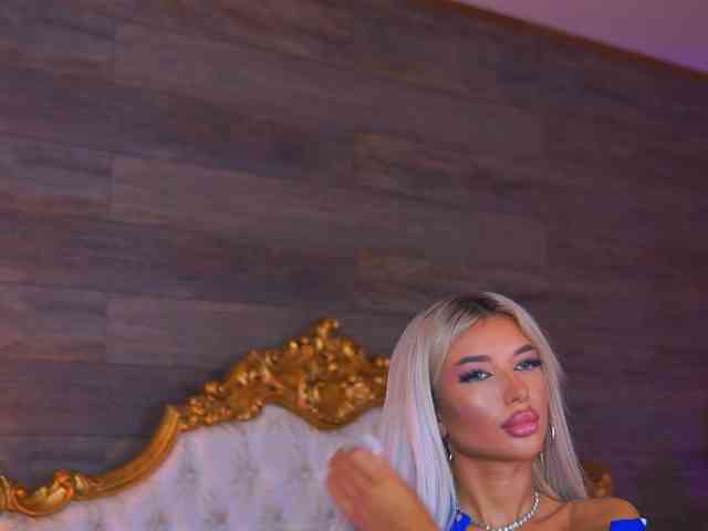JuicyJessye webcam