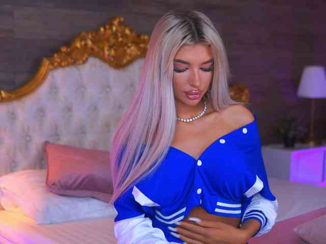 JuicyJessye webcam
