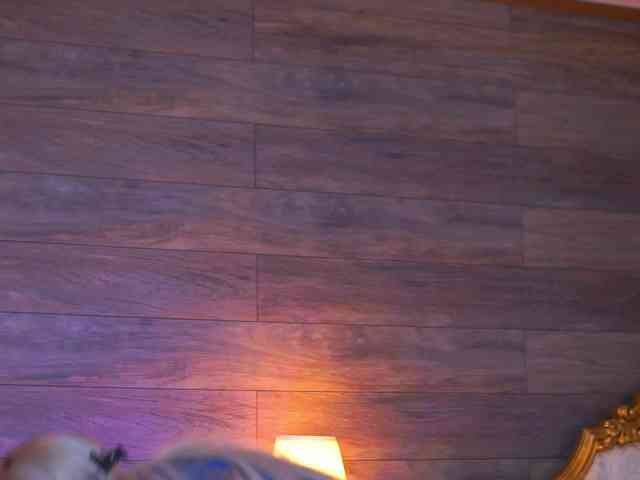 JuicyJessye webcam