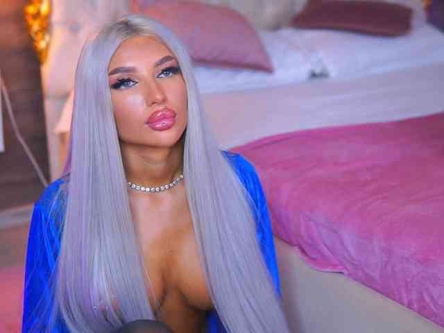 JuicyJessye webcam