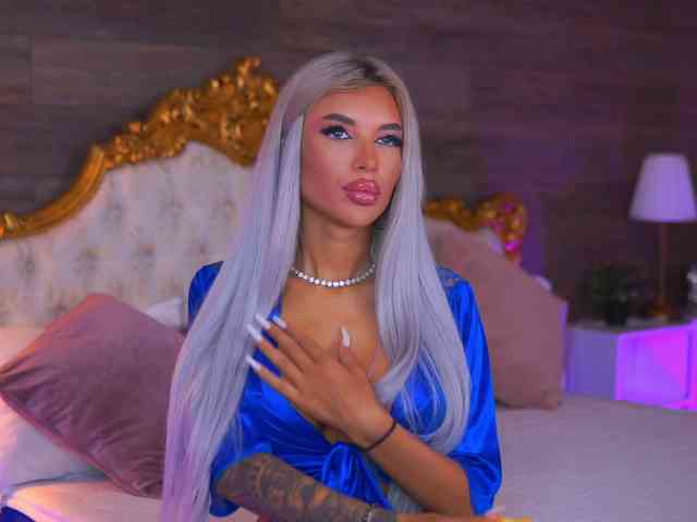 JuicyJessye webcam