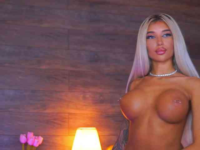 JuicyJessye Sex Cam Show