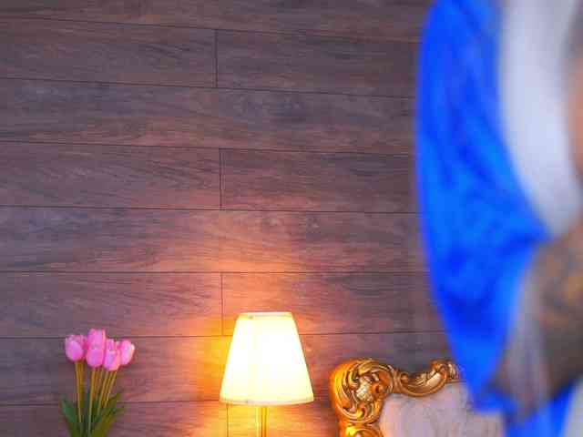 JuicyJessye Sex Cam Show