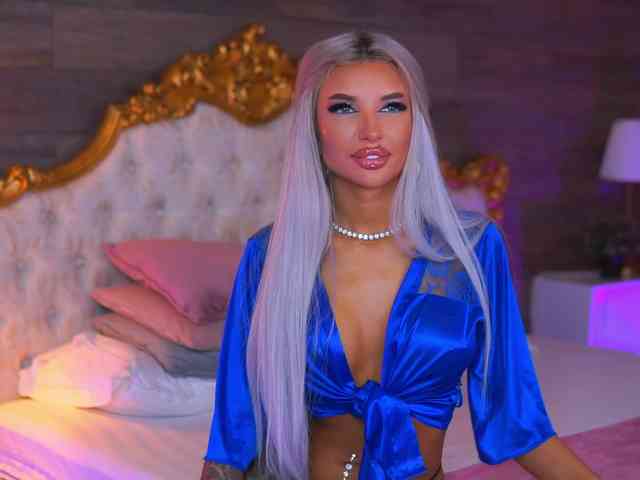 JuicyJessye webcam