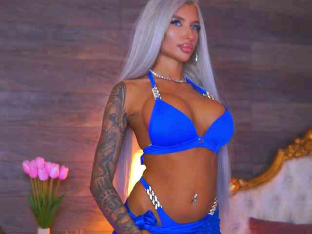 JuicyJessye webcam