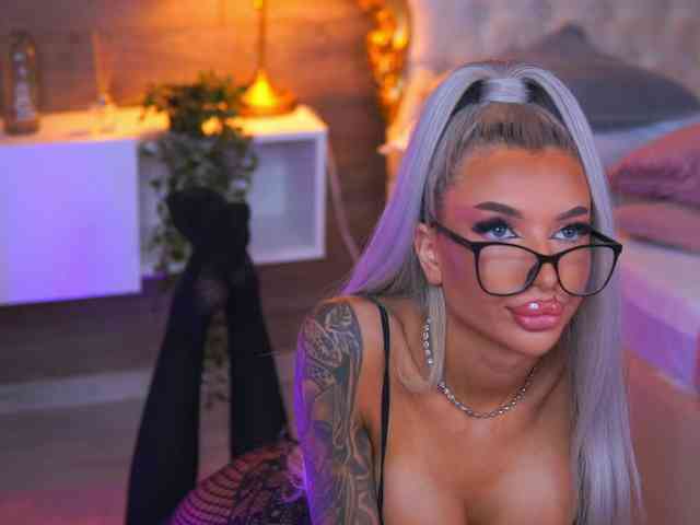JuicyJessye JuicyJessye