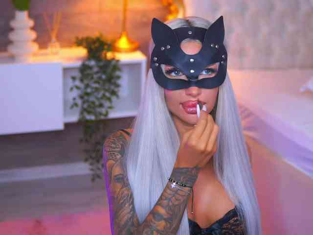 JuicyJessye webcam