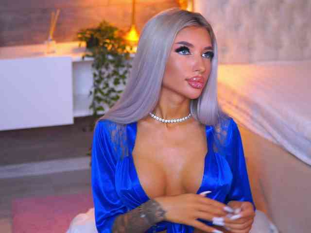 JuicyJessye webcam