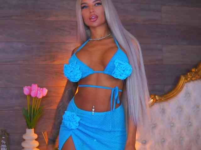 JuicyJessye webcam