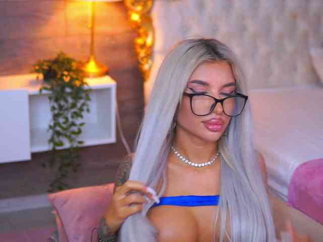 JuicyJessye JuicyJessye