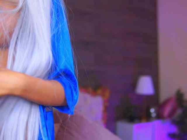 JuicyJessye webcam
