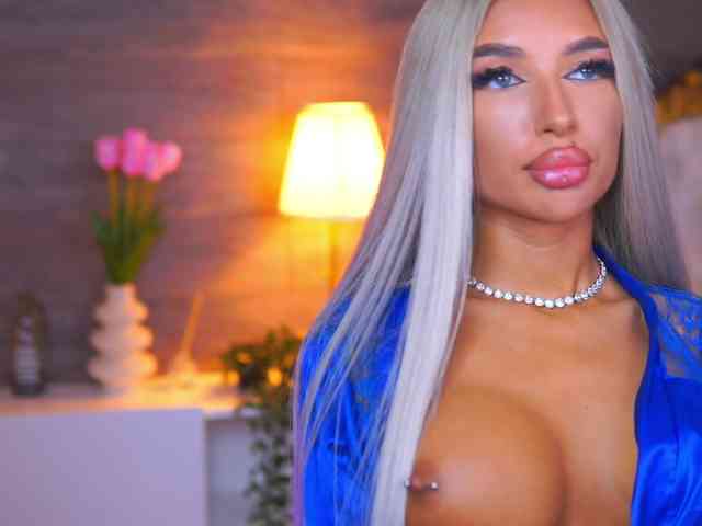 JuicyJessye Sex Cam Show
