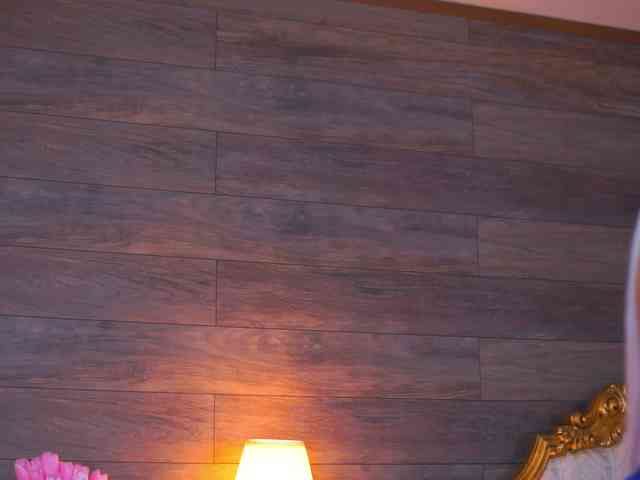 JuicyJessye webcam