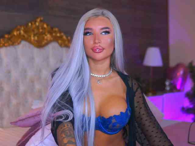 JuicyJessye webcam