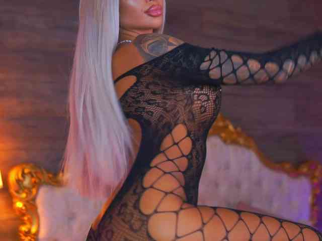 JuicyJessye webcam