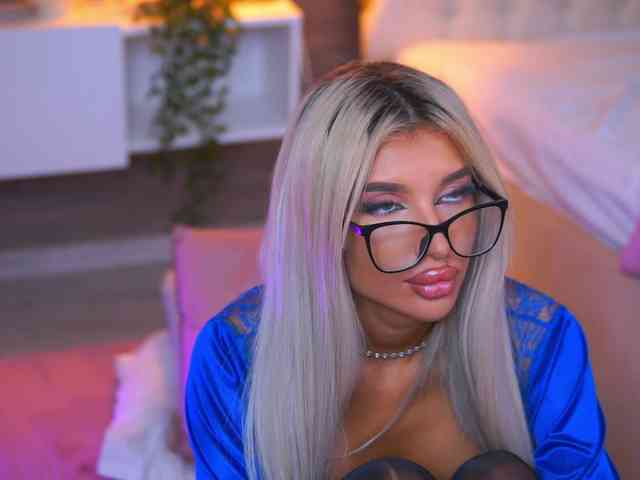 JuicyJessye Sex Cam Show