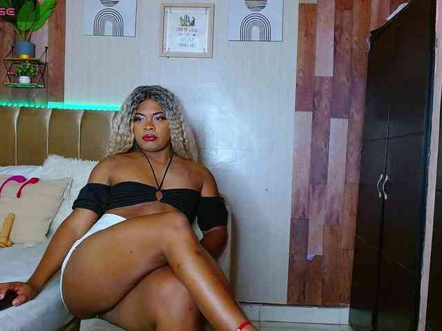 ELECTRABROWNS Sex Cam Show