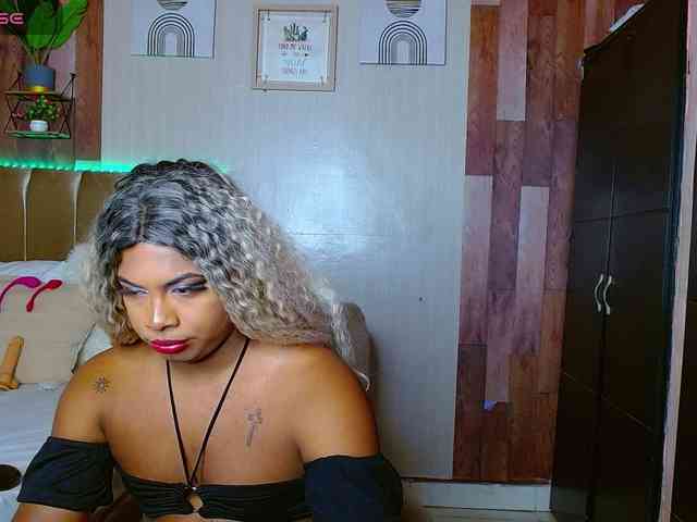 ELECTRABROWNS Sex Cam Show