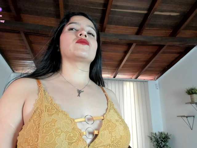 Min-Yuna live cam on BongaCams