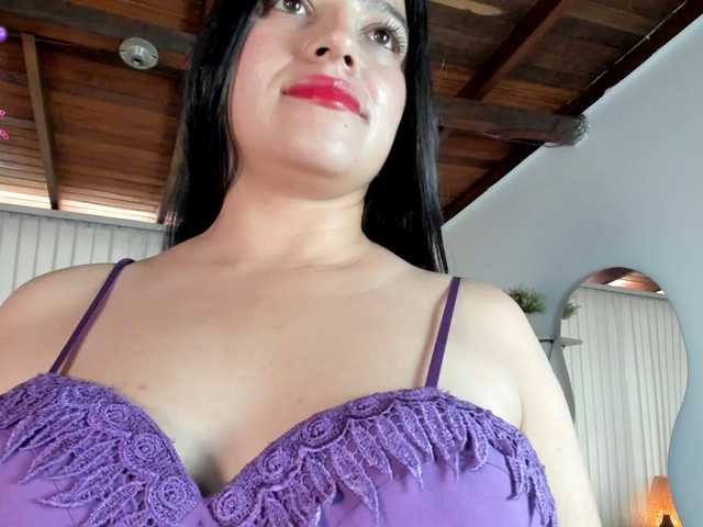 Min-Yuna live cam on BongaCams