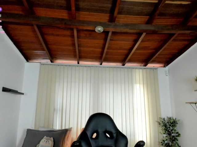 Min-Yuna live cam on BongaCams