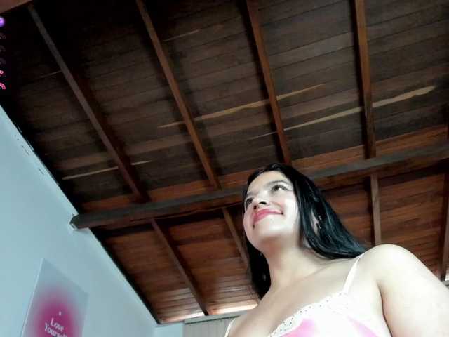 Min-Yuna live cam on BongaCams
