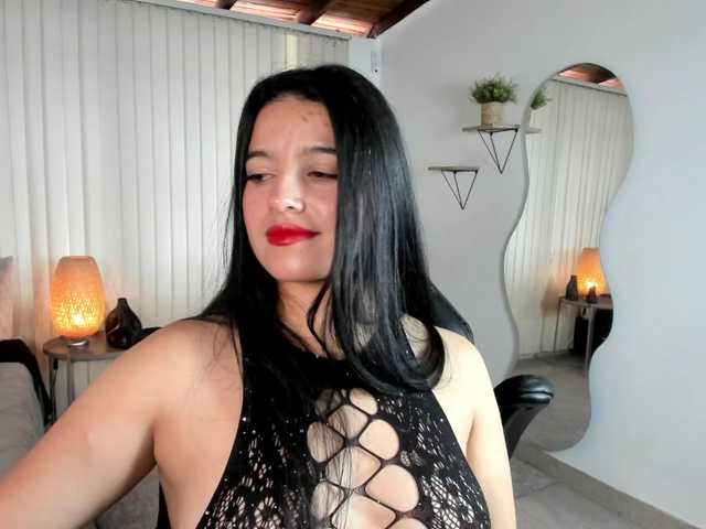 Min-Yuna live webcam show