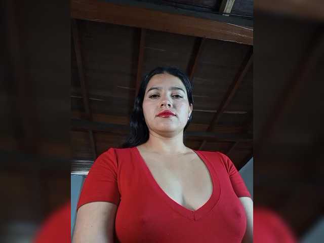 Min-Yuna's BongaCams show and profile