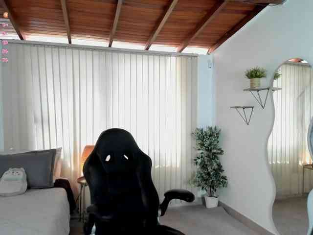 Min-Yuna webcam