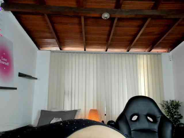Min-Yuna webcam