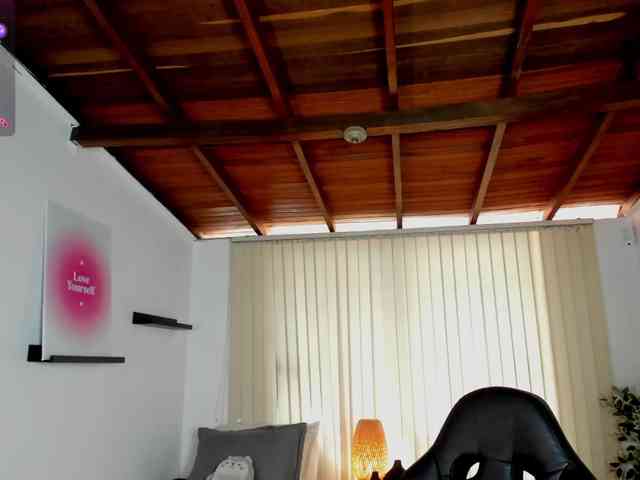 Min-Yuna webcam